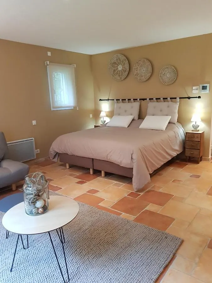 Guest house Mas L Aigo Claro Hotel Mouries