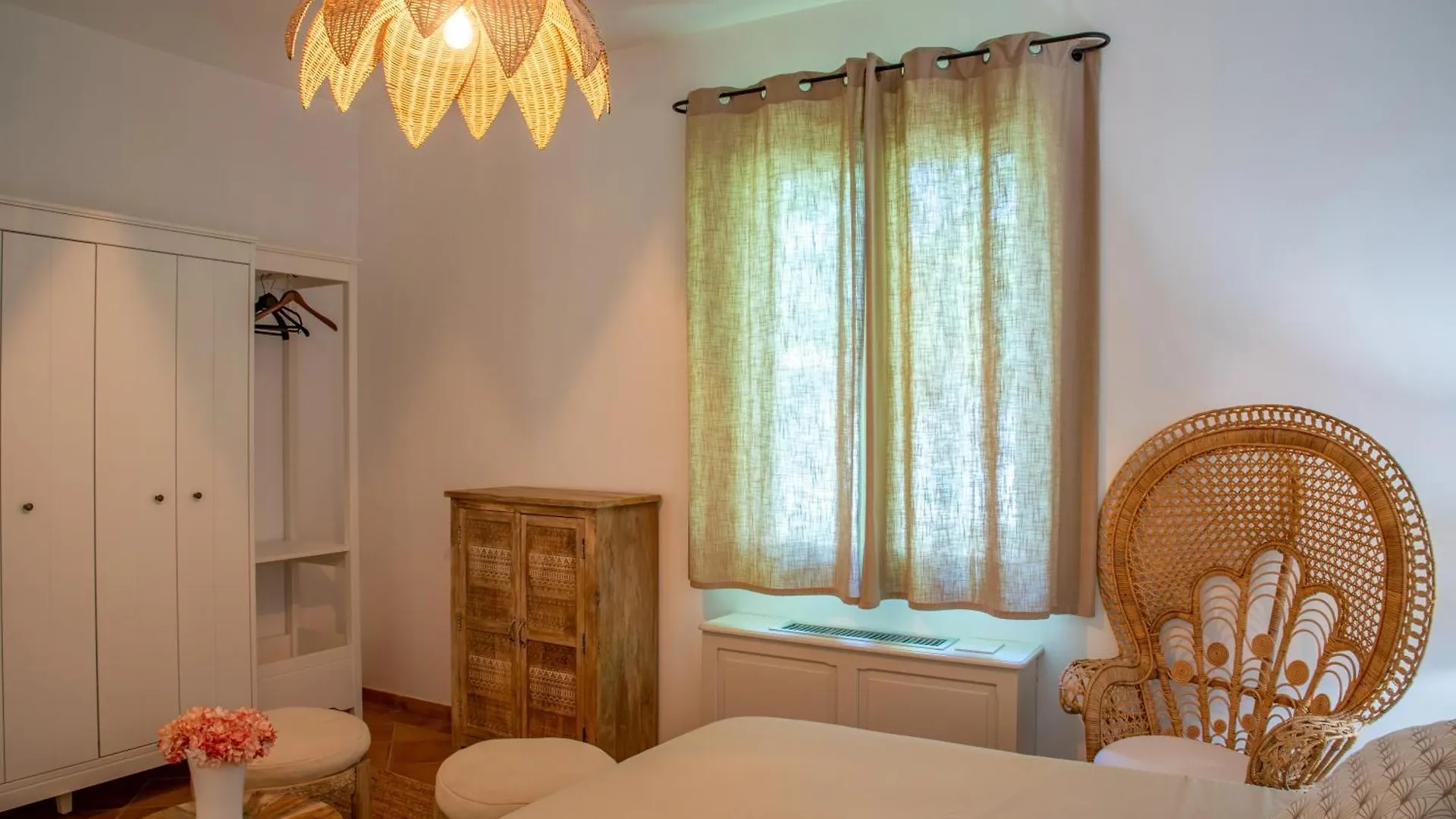 Mas L Aigo Claro Hotel Mouries France
